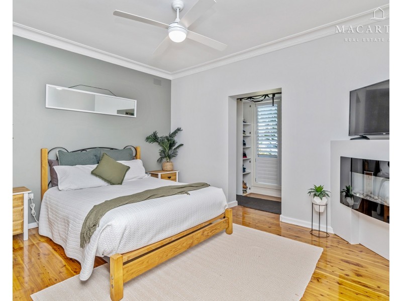 13 Beltana Avenue, Mount Austin NSW 2650