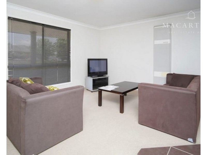 20 Birri Place, Glenfield Park NSW 2650