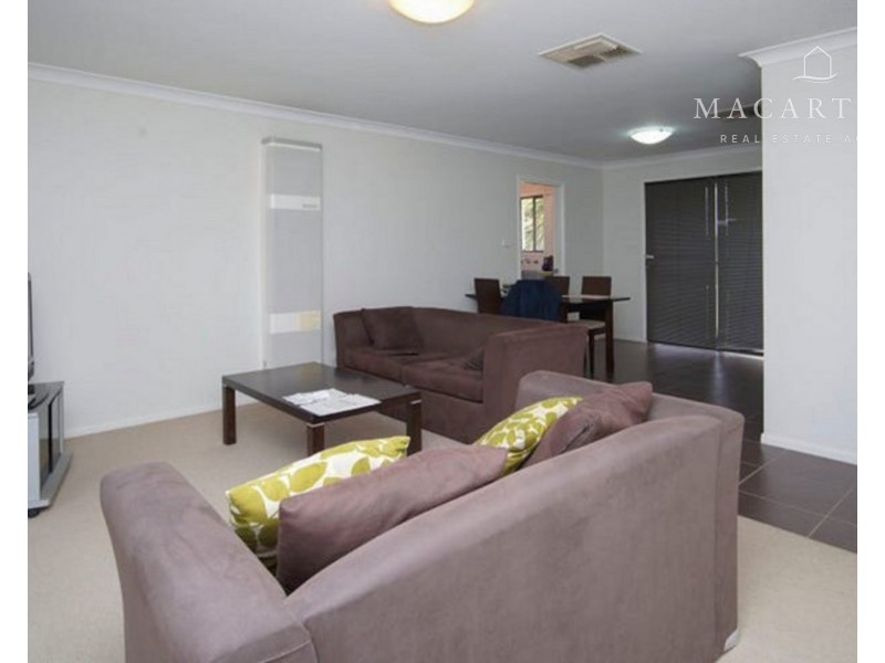 20 Birri Place, Glenfield Park NSW 2650