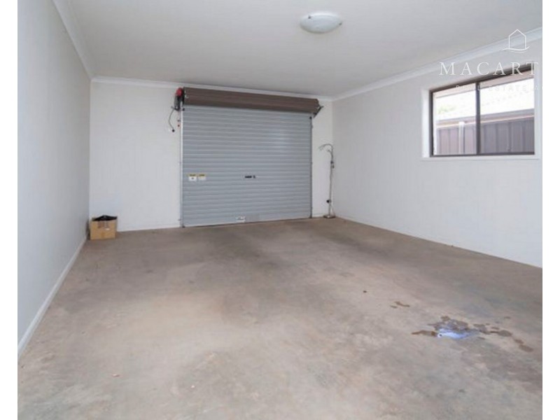 20 Birri Place, Glenfield Park NSW 2650