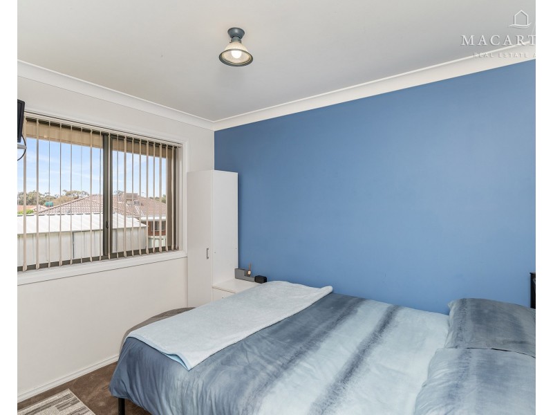 5 Willang Crescent, Glenfield Park NSW 2650