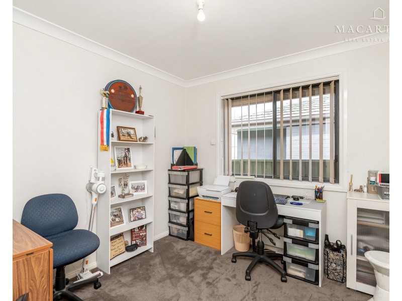 5 Willang Crescent, Glenfield Park NSW 2650