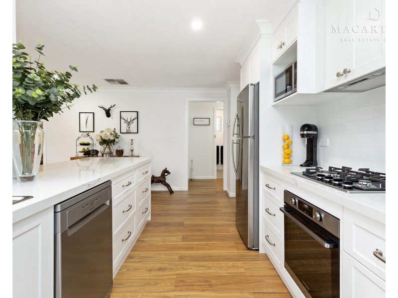 10 Doman Street, Estella NSW 2650