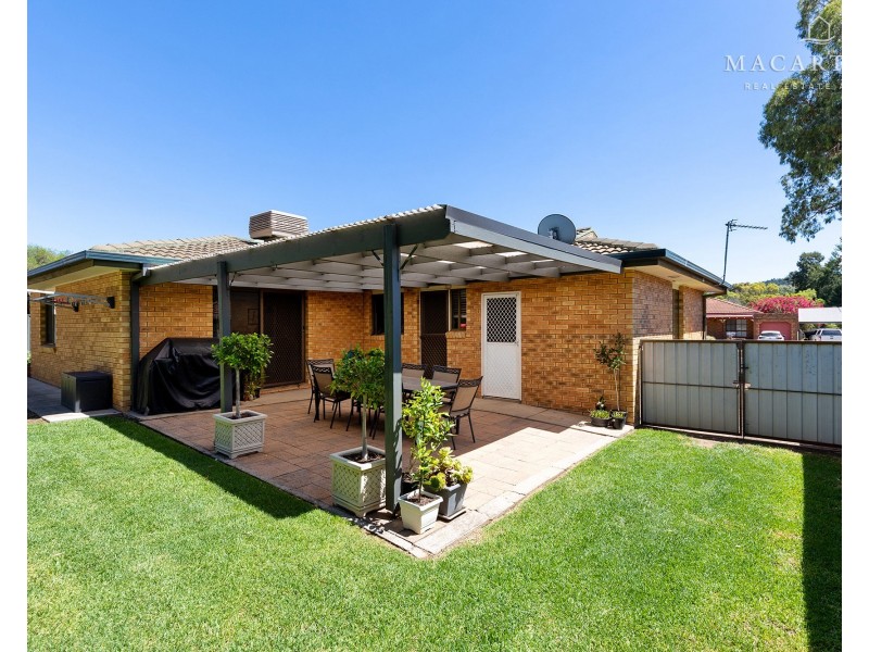 10 Doman Street, Estella NSW 2650