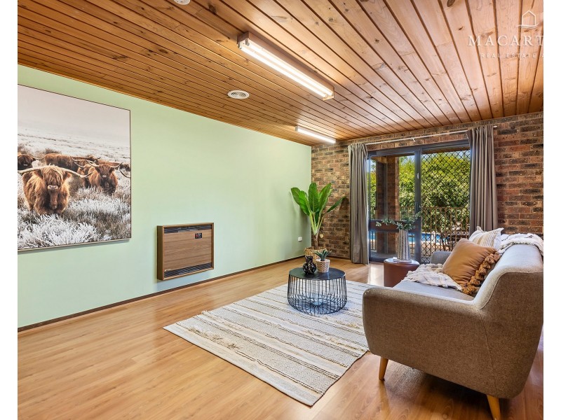 23 Andrews Avenue, Kooringal NSW 2650