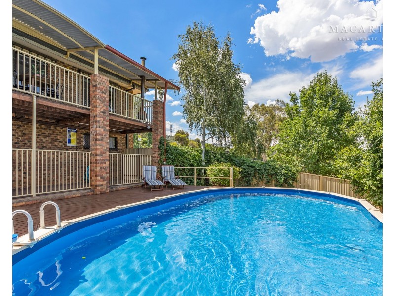 23 Andrews Avenue, Kooringal NSW 2650