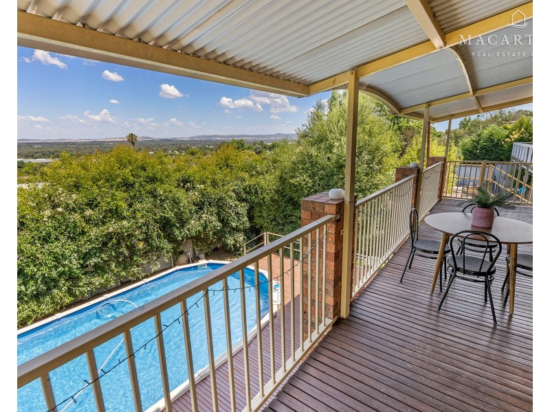 23 Andrews Avenue, Kooringal NSW 2650