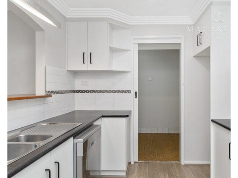 15 Willow Street, Kooringal NSW 2650