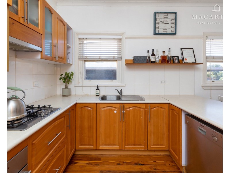82 Fernleigh Road, Mount Austin NSW 2650