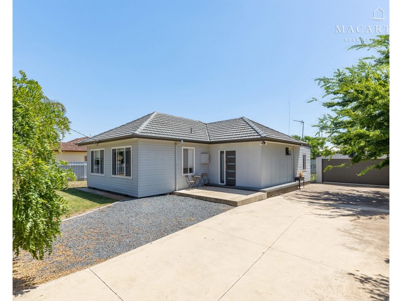 2 Cullen Road, Wagga Wagga NSW 2650