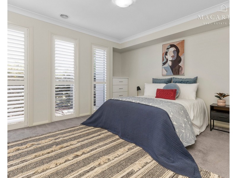 79 Strickland Drive, Boorooma NSW 2650