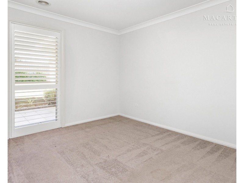 79 Strickland Drive, Boorooma NSW 2650