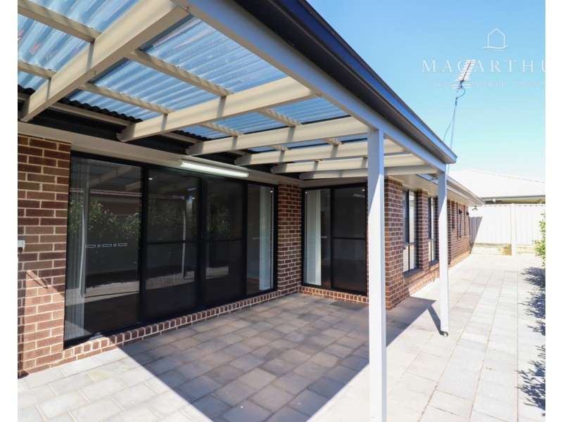 26 Barrima Drive, Glenfield Park NSW 2650