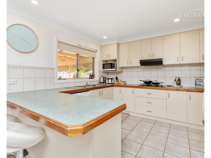 38 Bourkelands Drive, Bourkelands NSW 2650