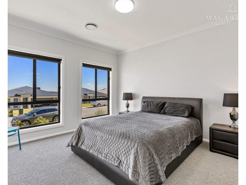 76 Coppabella Drive, Gobbagombalin NSW 2650
