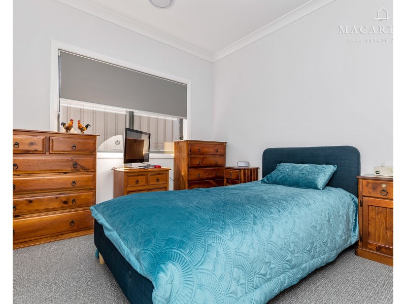 76 Coppabella Drive, Gobbagombalin NSW 2650
