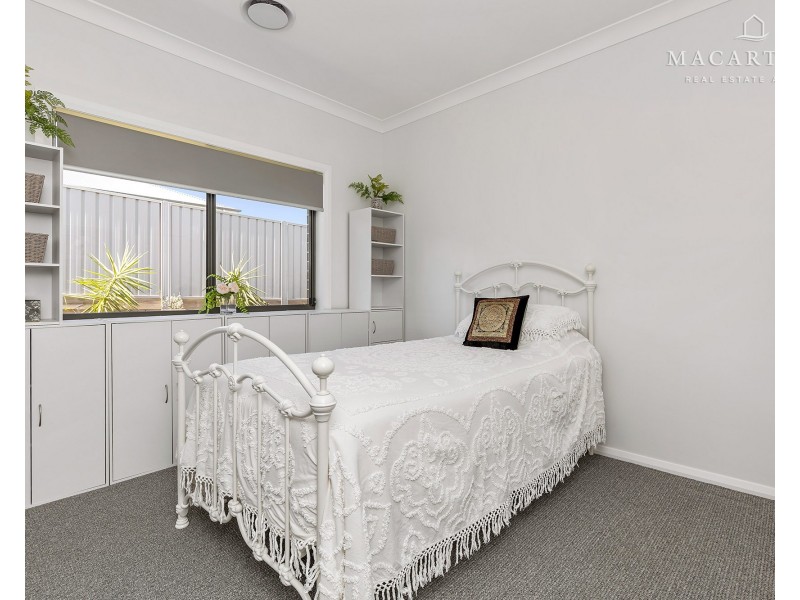 76 Coppabella Drive, Gobbagombalin NSW 2650