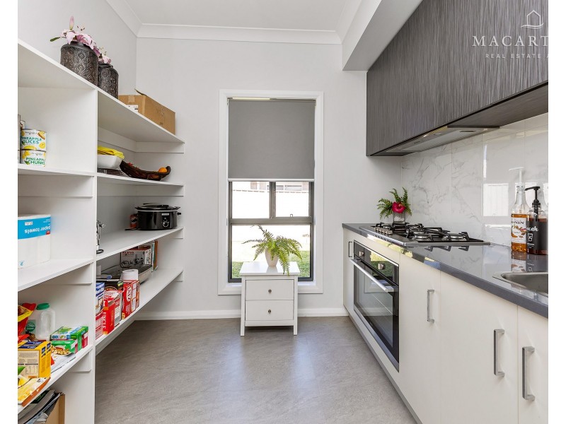 76 Coppabella Drive, Gobbagombalin NSW 2650