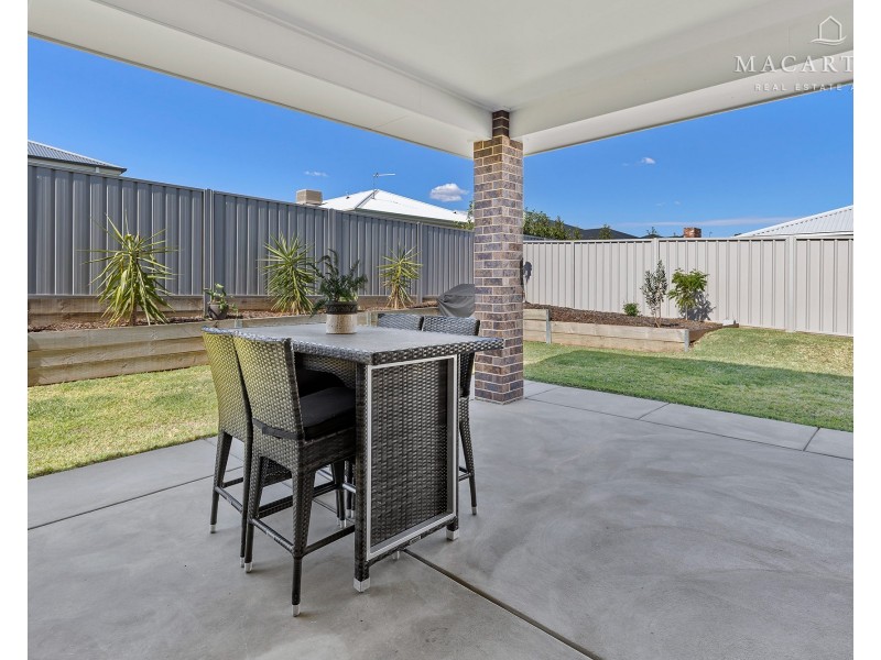 76 Coppabella Drive, Gobbagombalin NSW 2650