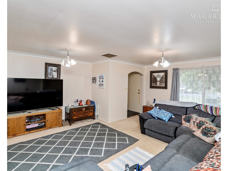 20 Sackville Drive, Forest Hill NSW 2651