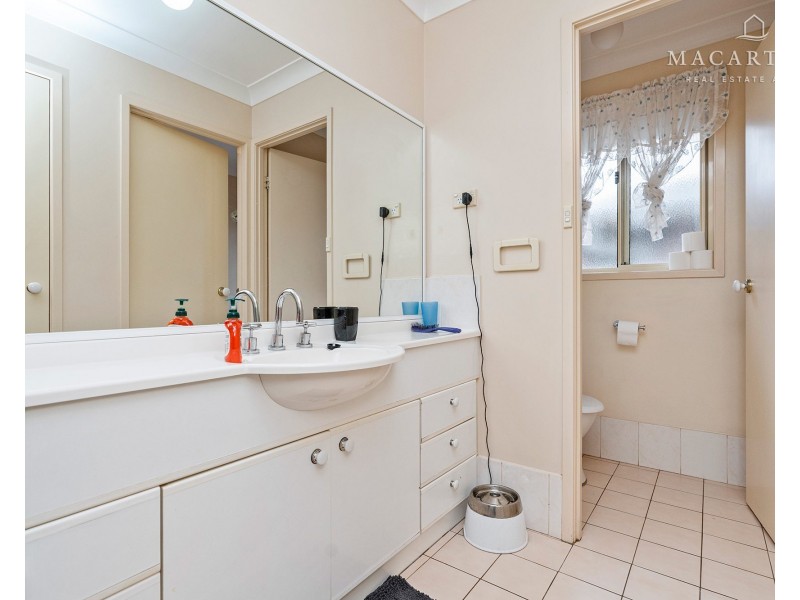 20 Sackville Drive, Forest Hill NSW 2651