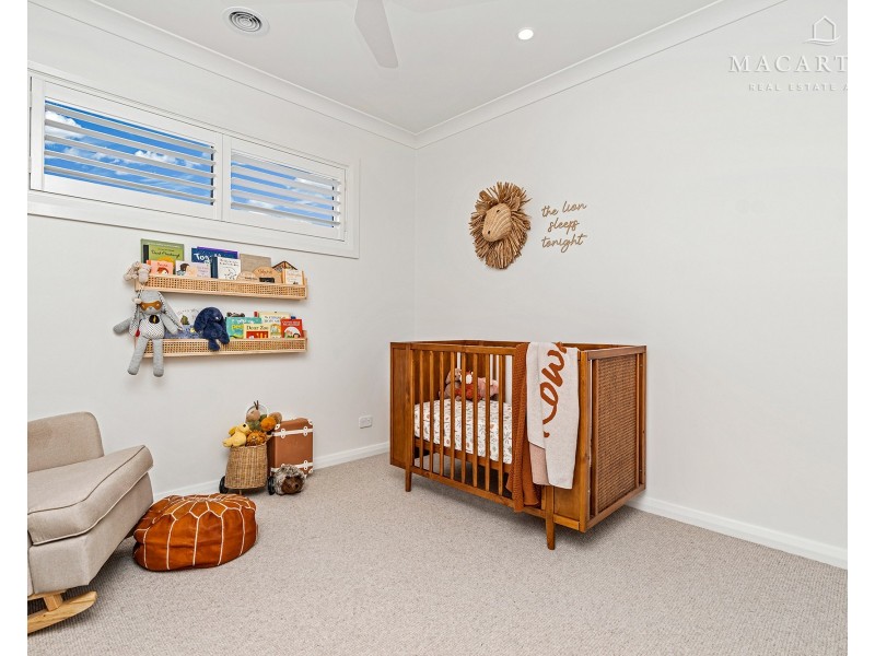 28 Jumbuck Drive, Gobbagombalin NSW 2650