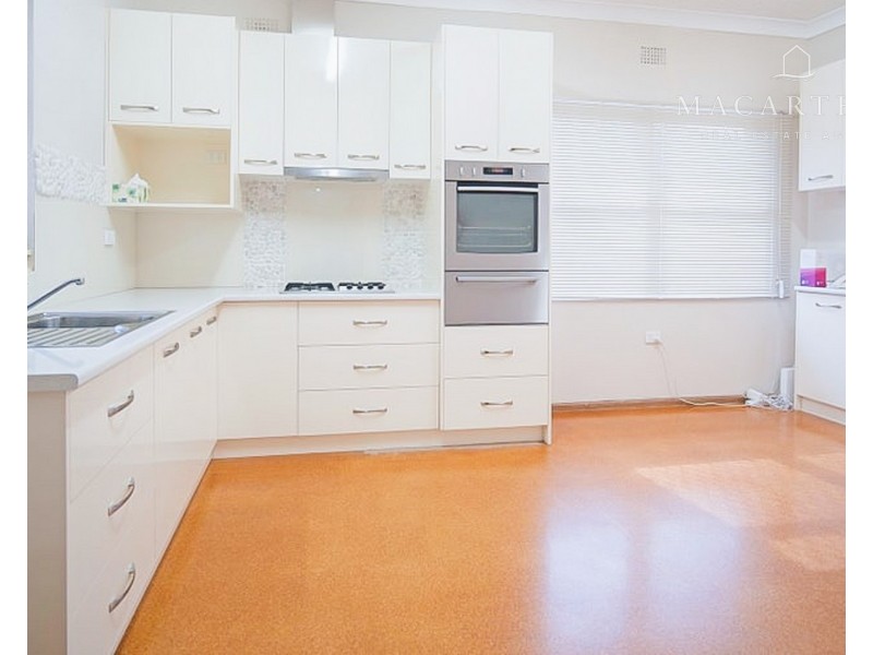 90 Fernleigh Road, Mount Austin NSW 2650