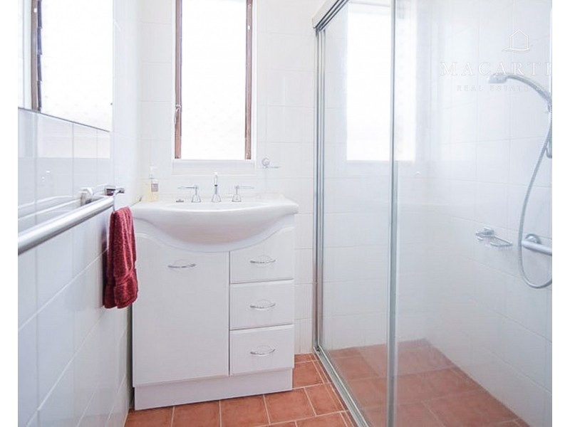 90 Fernleigh Road, Mount Austin NSW 2650