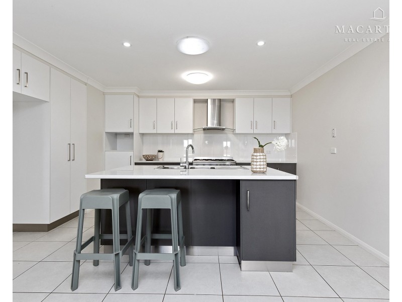 63 Kaloona Drive, Bourkelands NSW 2650