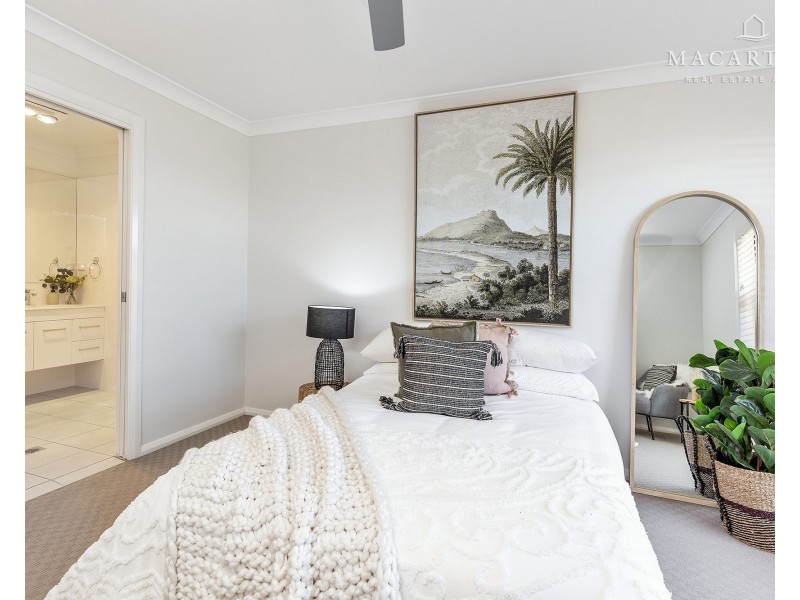 63 Kaloona Drive, Bourkelands NSW 2650