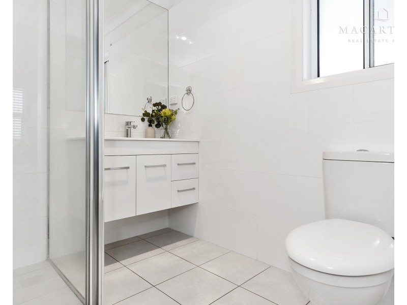 63 Kaloona Drive, Bourkelands NSW 2650