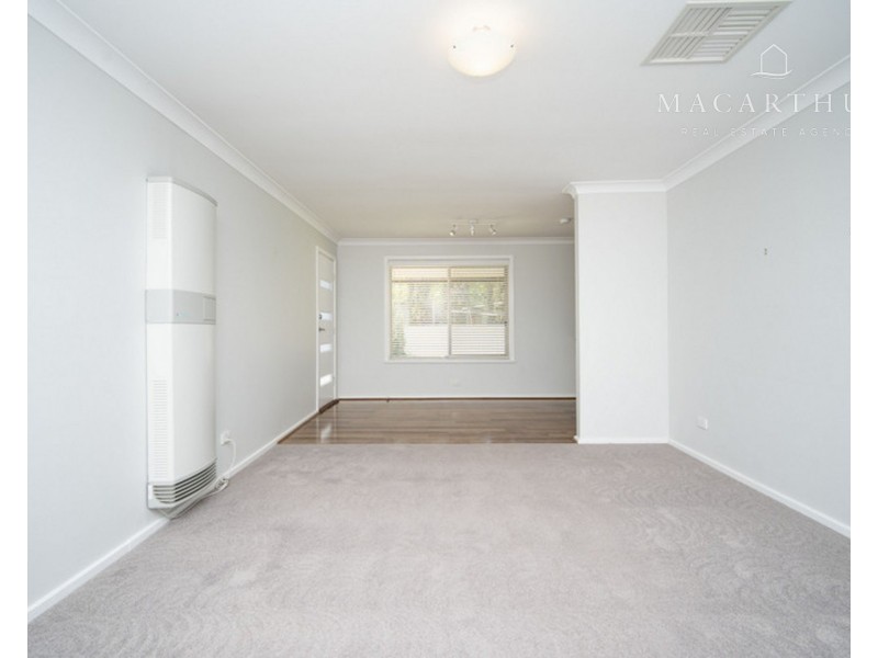 11 Geneva Crescent, Lake Albert NSW 2650