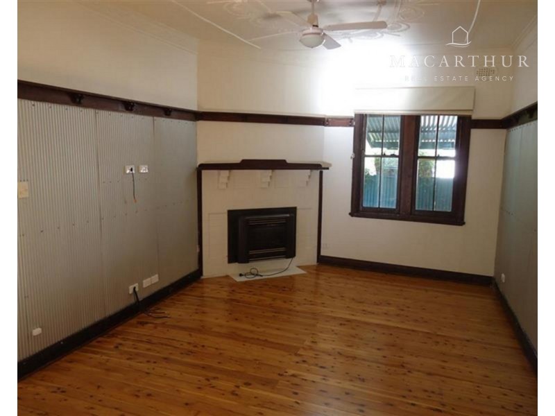 30 Albury Street, Wagga Wagga NSW 2650