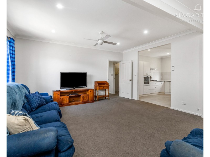 76 East Street, North Wagga Wagga NSW 2650