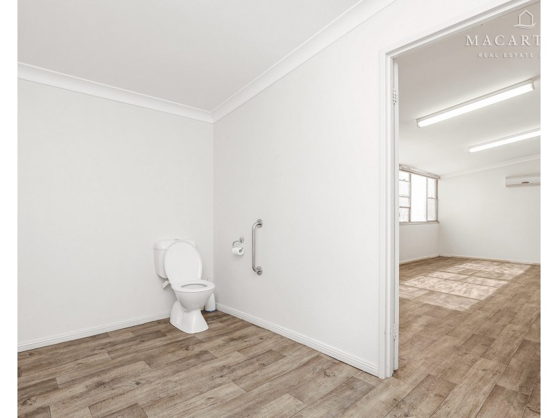 76 East Street, North Wagga Wagga NSW 2650