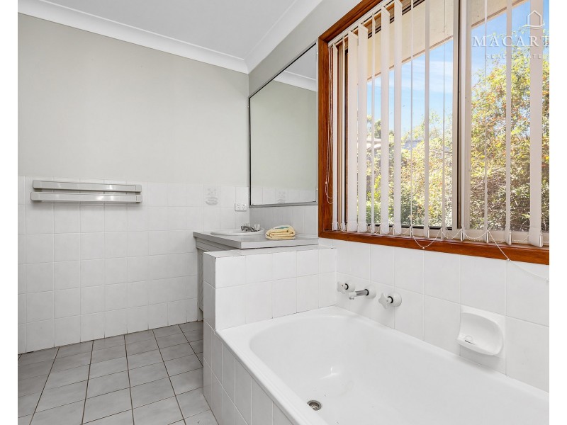 1 Emu Place, Kooringal NSW 2650