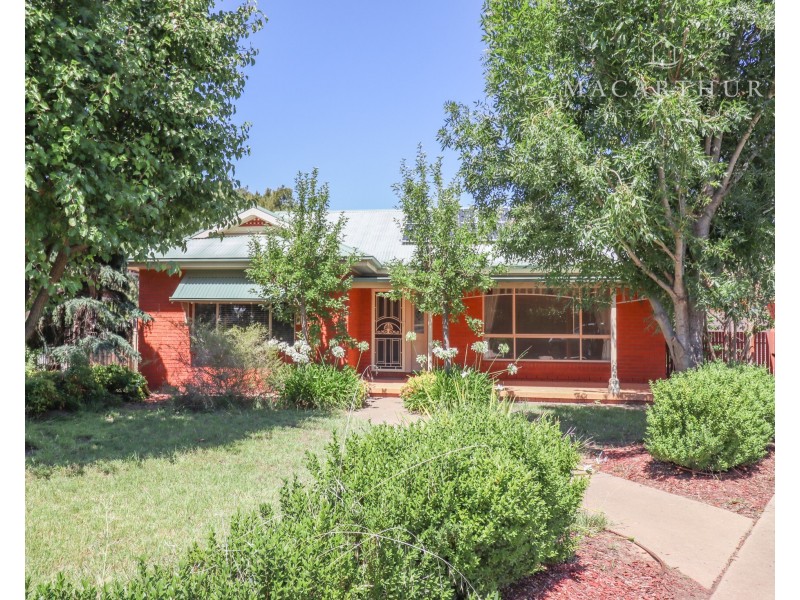 13 Matheson Place, Estella NSW 2650