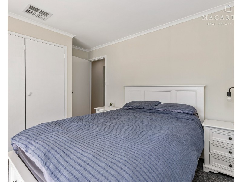2 Matheson Place, Estella NSW 2650