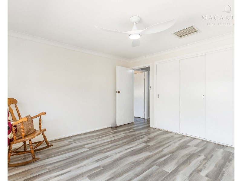 115 McKell Avenue, Mount Austin NSW 2650