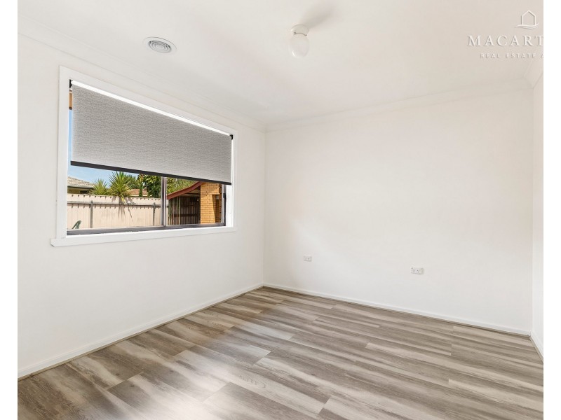 115 McKell Avenue, Mount Austin NSW 2650
