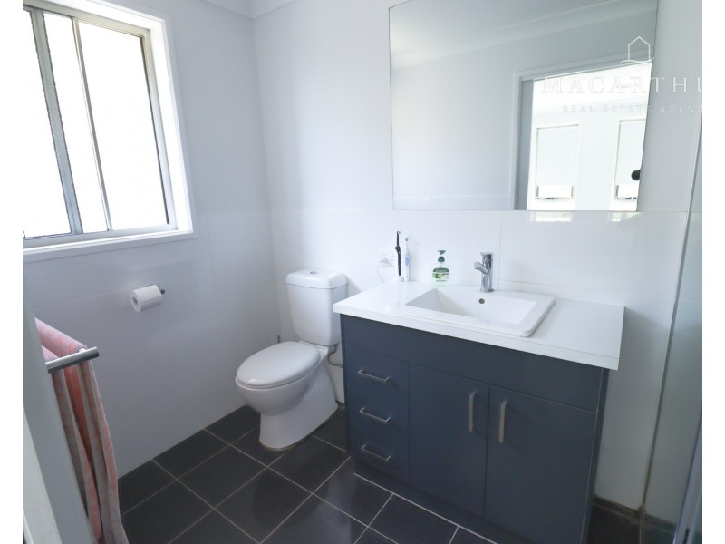 6 Comet Place, Estella NSW 2650