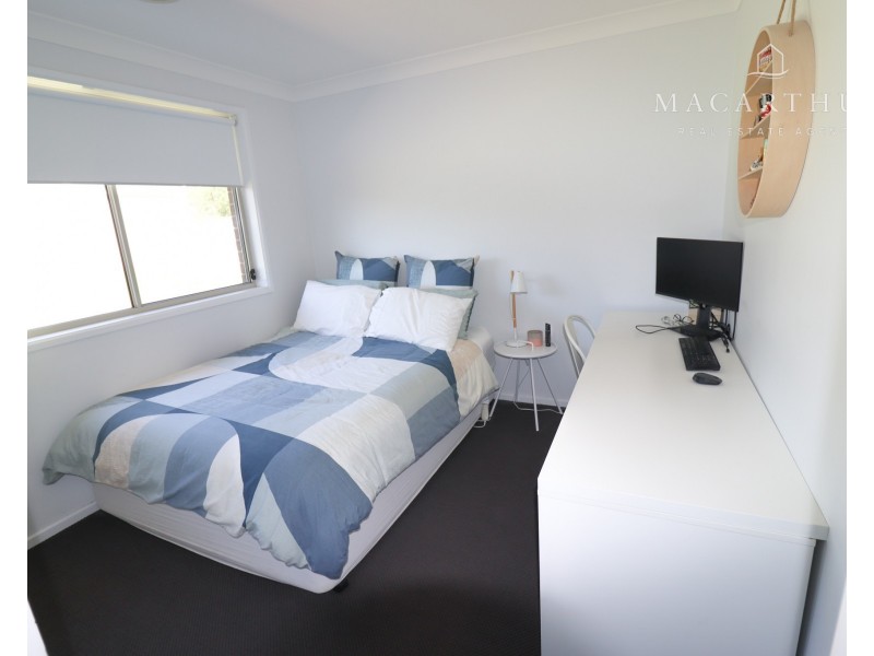 6 Comet Place, Estella NSW 2650
