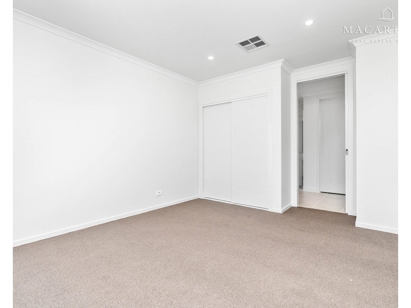 1 Harold Crescent, Gobbagombalin NSW 2650
