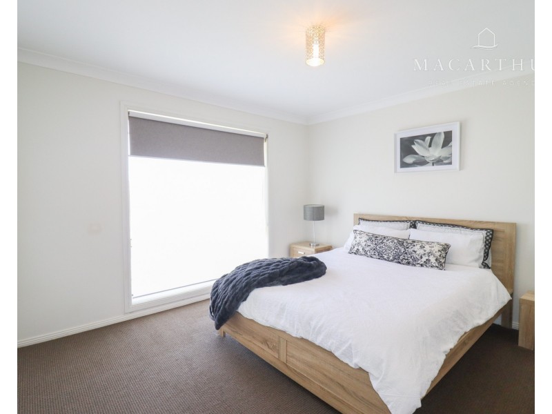 1/8 Malebo Place, Tatton NSW 2650