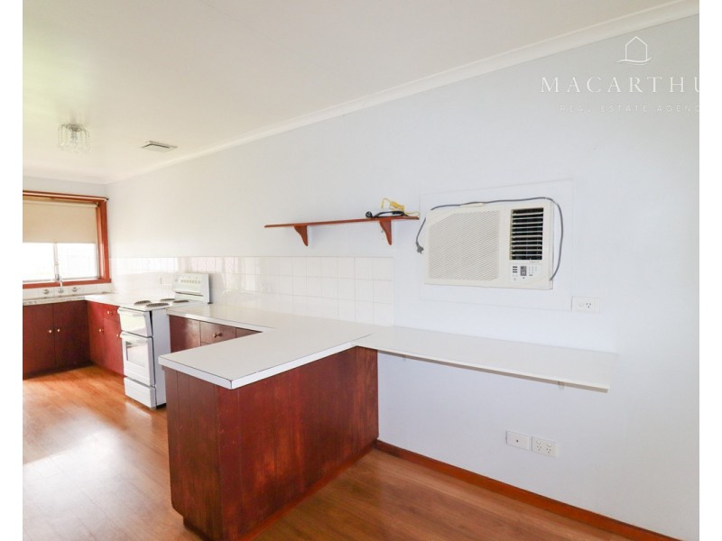 2/426 Kooringal Road, Lake Albert NSW 2650