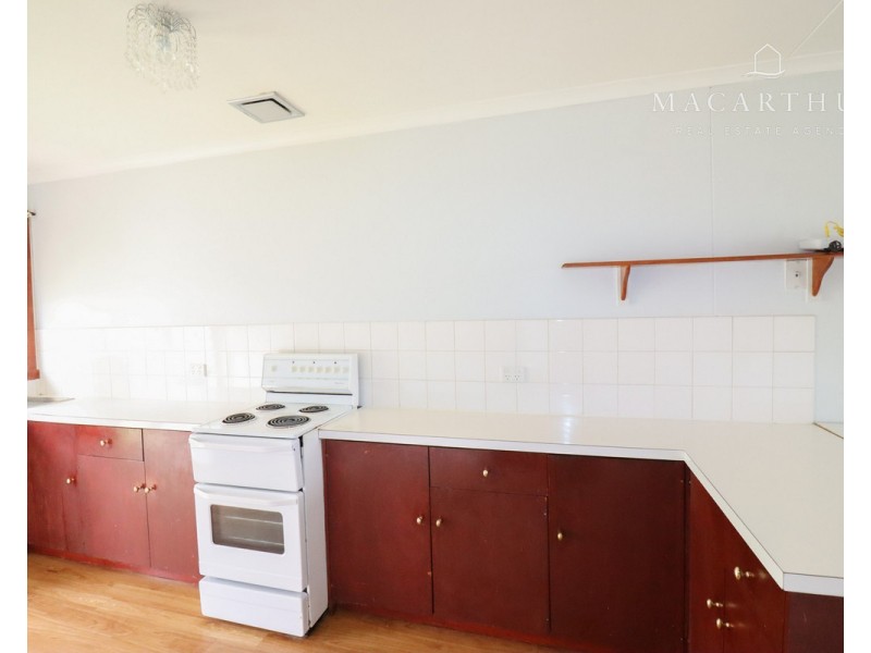 2/426 Kooringal Road, Lake Albert NSW 2650
