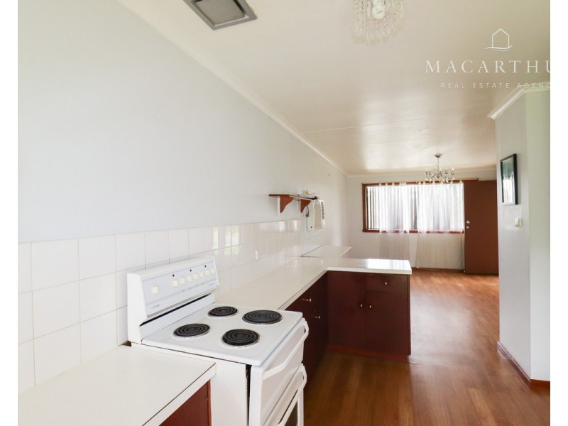 2/426 Kooringal Road, Lake Albert NSW 2650