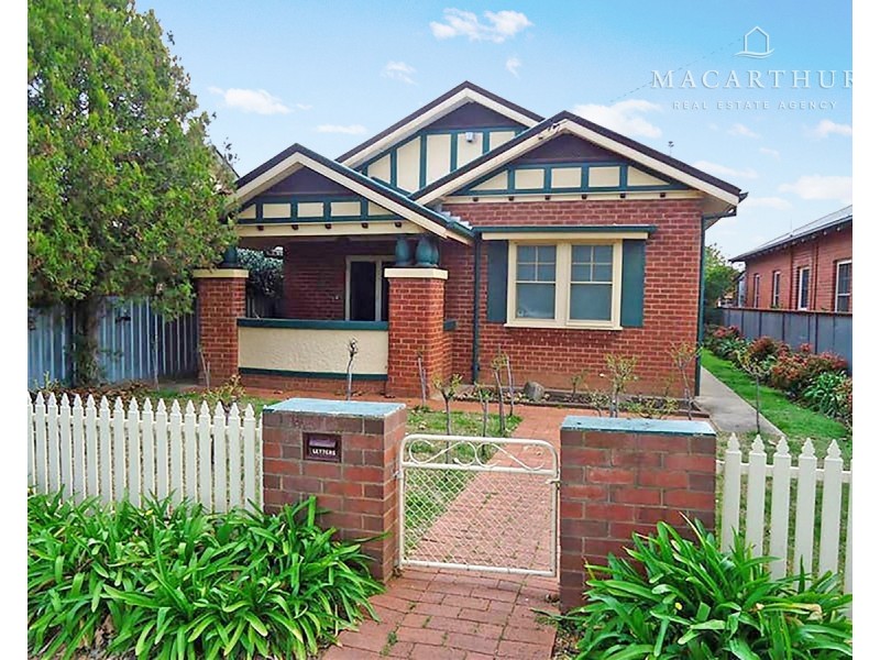 70 Thorne Street, Wagga Wagga NSW 2650