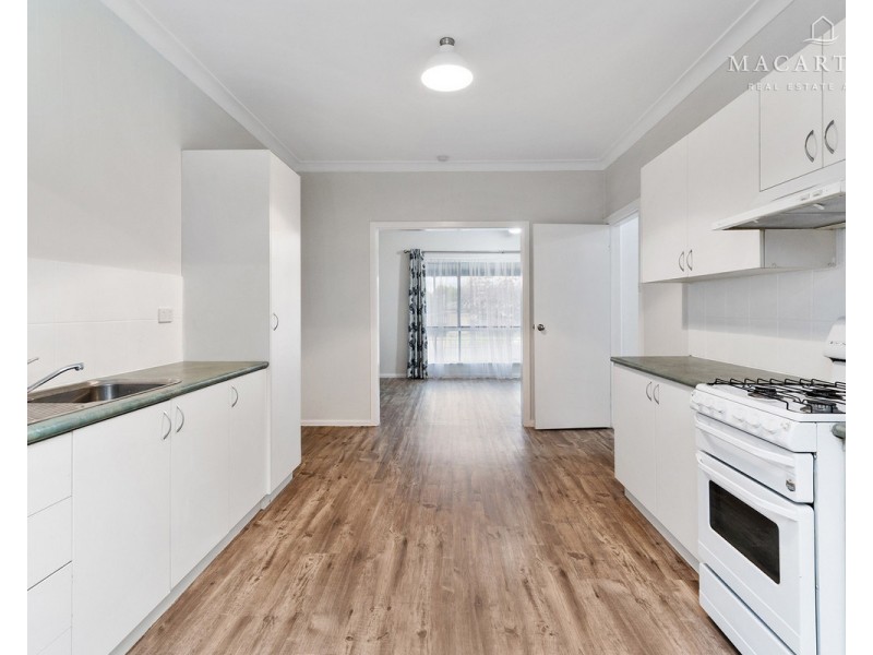 10 Montgomery Street, Ashmont NSW 2650