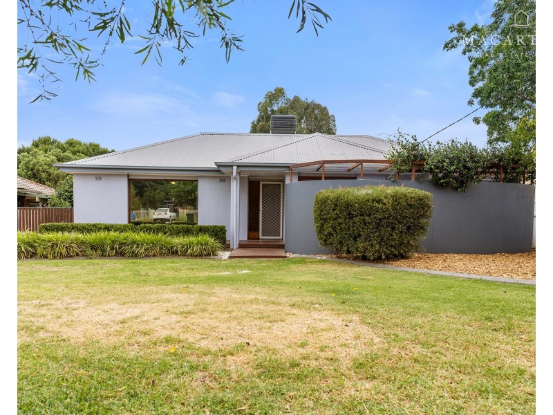 7 Cutler Avenue, Kooringal NSW 2650